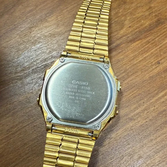 Casio Gold Digital Watch - Picture 3 of 6